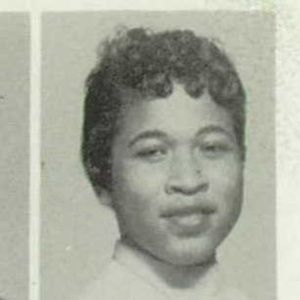 Meet your Posher, Carlis